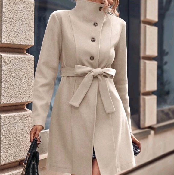 Solid Single Breasted Belted Overcoat - Picture 5 of 6